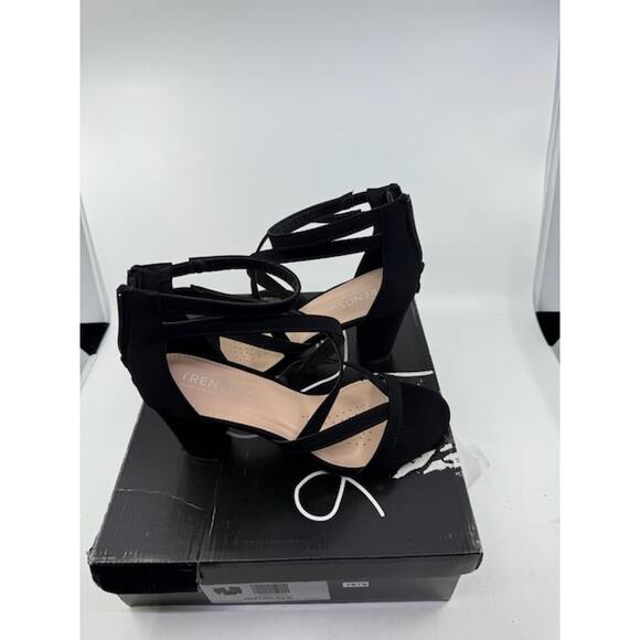 TRENDSup Collection Chunky Heel Ankle Strap Sandals Suede Black Womens Size 9.5 - Picture 4 of 6